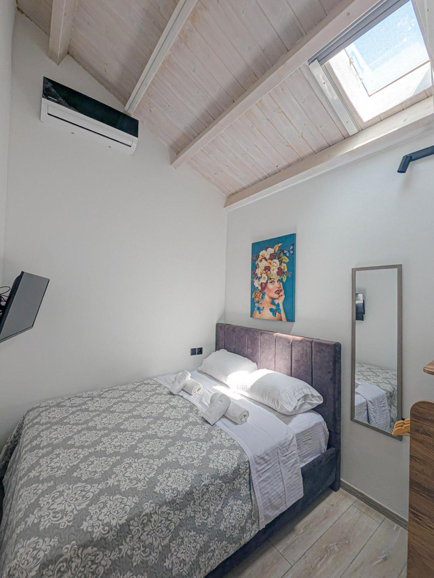 Ionian Pearl Apartments And Suites Corfu  Exterior foto